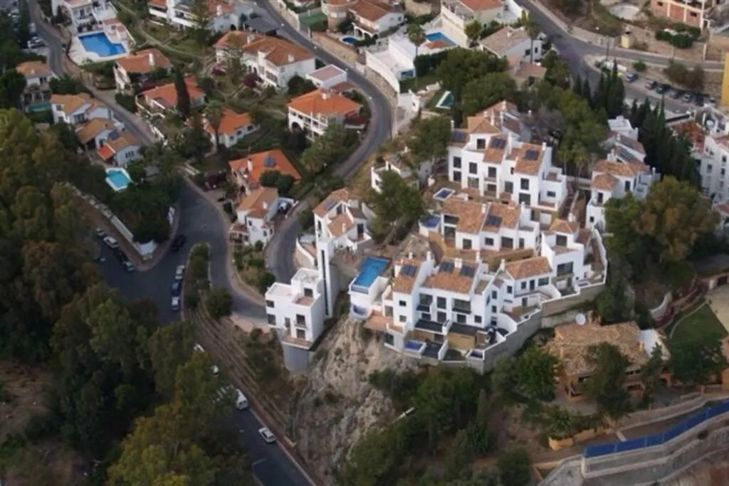 Semesterbostad La Roca Casa 7 Villa Fuengirola